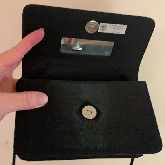 Carolyne Barton Black Evening Bag Handbag with magnetic snap & shoulder strap - Picture 3 of 11
